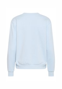 Ljusblå sweatshirt i mjukt tyg; har rund halsning, långa ärmar, ribbade manschetter och en avslappnad passform med en nederkant.