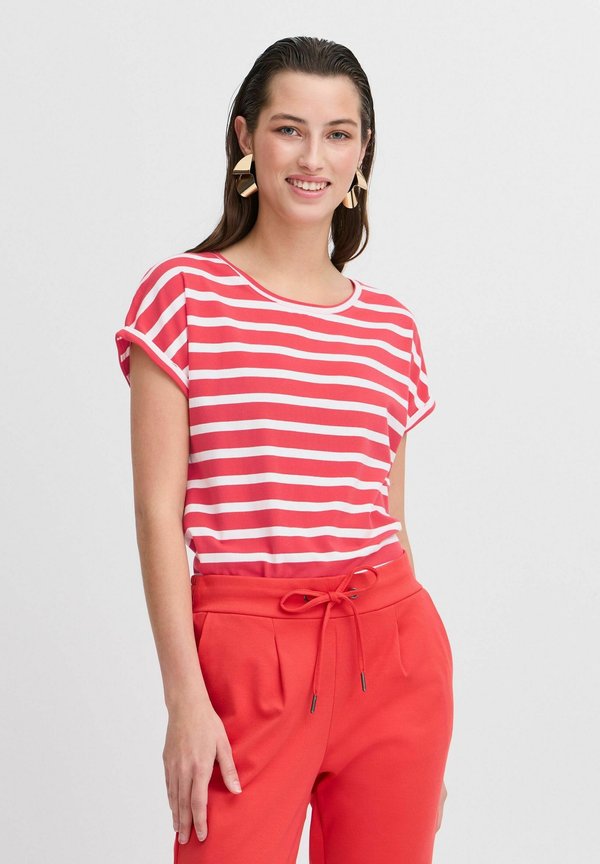 BYPamila - Print T-shirt - poinsettia mix