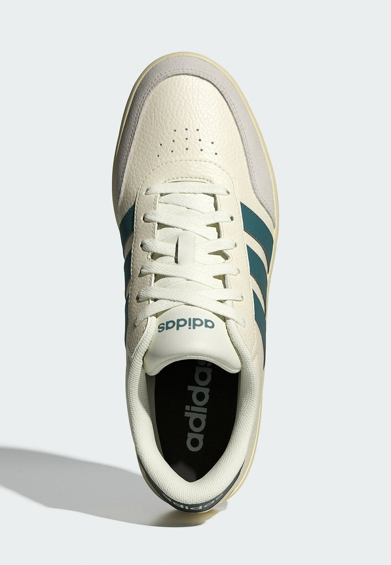 adidas gazelle silver green womens adidas Barreda Decode Womens T-Toe Sneakers