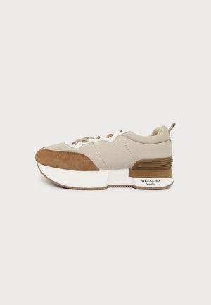 Weekend Max Mara WKAZAMBRA - Trainers - orzo