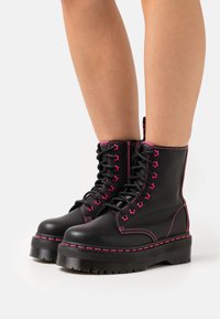 jadon ii boot neon star