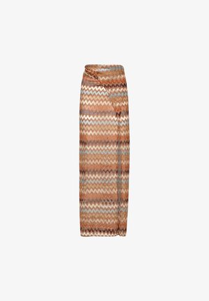 Lungo sarong marrone, beige e blu con motivo a zigzag e dettaglio nodo in alto a sinistra.
