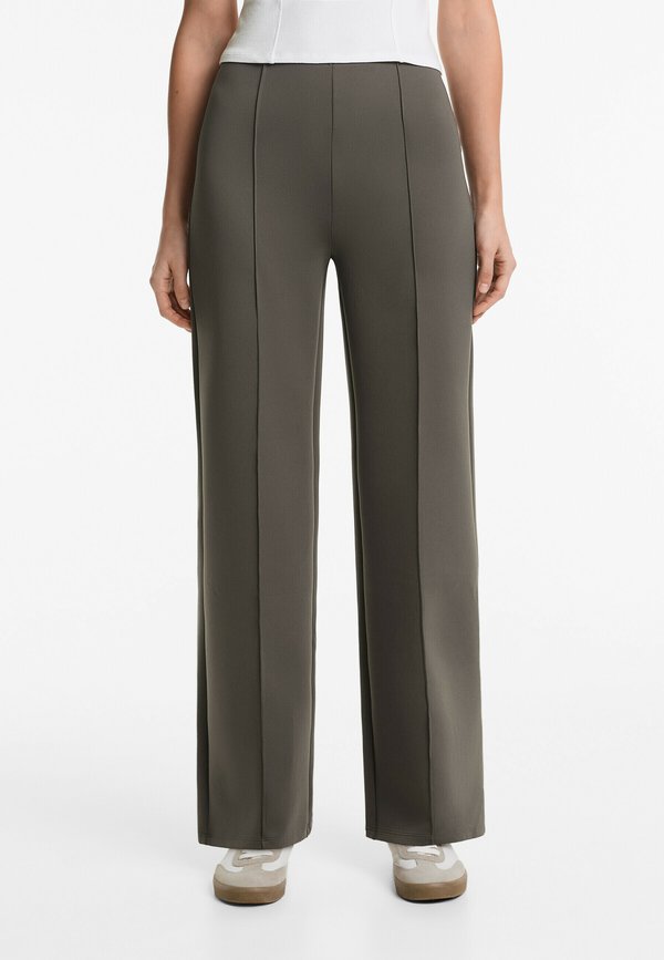 NEOPRENE-EFFECT STRAIGHT-LEG - Stoffhose