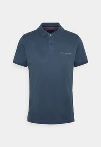 Mörkblå polo skjorta i bomull, med en traditionell krage, korta ärmar, treknappars stängning och en liten broderad logotyp på bröstet.