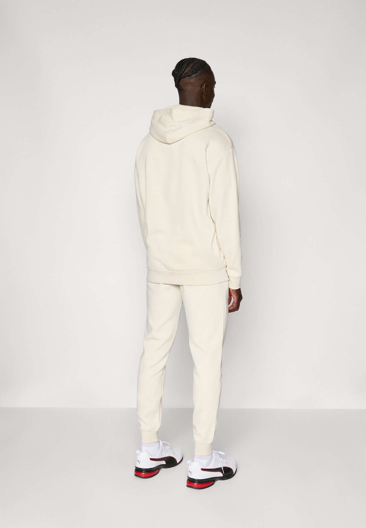 CLASS BETTER SWEATPANTS