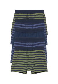 Quattro paia di boxer, caratterizzati da diversi modelli a righe nei toni del blu e del verde, con vita elasticizzata e una texture morbida.