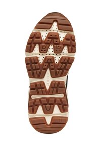 Suela de zapato con patrones de tracción marrones y orificios de ventilación en una base blanca, con la marca "GEOX" y el número de tamaño 31.