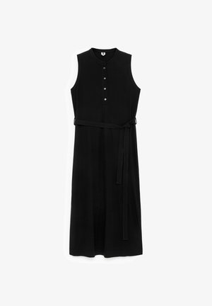 Ärmelloses schwarzes Midikleid mit Rundhalsausschnitt, vorderer Knopfleiste und passendem Stoffgürtel, der an der Taille gebunden ist.