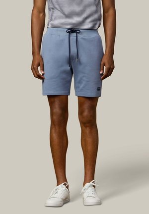 HERITAGE ESS BADGE SHR - Shorts - thames blue