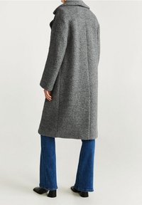 Mango Klasický kabát - grey