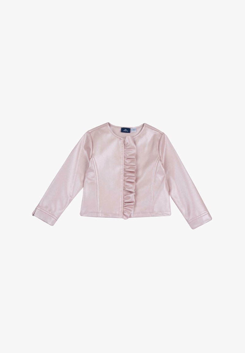 Lichtroze satijnen jas met een ronde halslijn, een ruffle-detail aan de voorkant en lange mouwen, met een rechte snit en een gladde textuur.