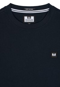 Weekend Offender CANNON BADGE TEE - T-shirts - navy