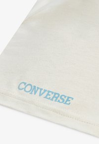 Converse Triko s potiskem - egret