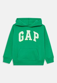 Grønn hettegenser med frontlomme og foret hette. Ordet "GAP" vises fremtredende med store hvite bokstaver med neonlys aksenter.