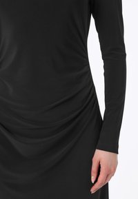 Modanisa REFKA - Maxikjoler - black