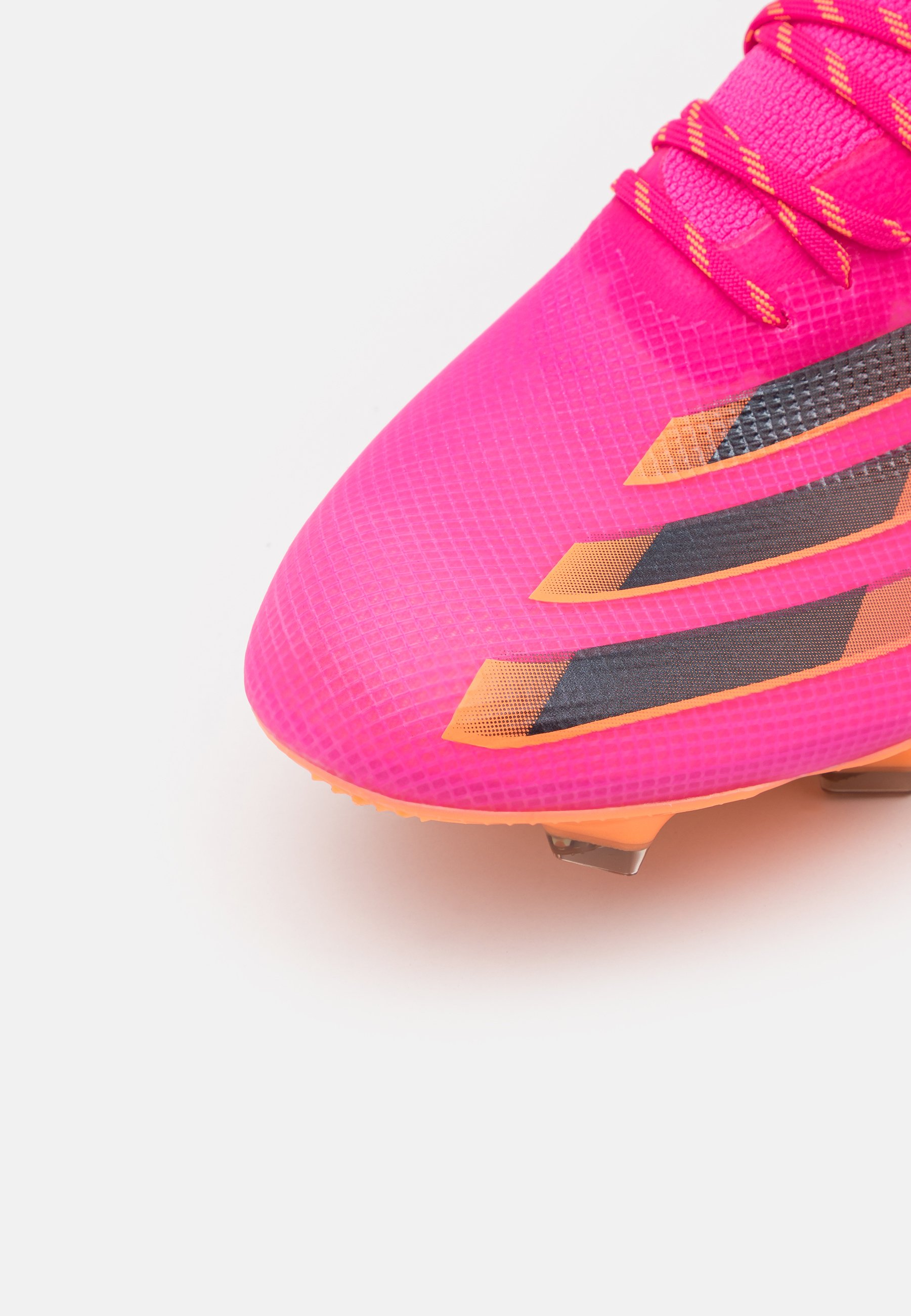 Discover Maniet'S Luxury Pink Adidas Sneakers - 813lvk3