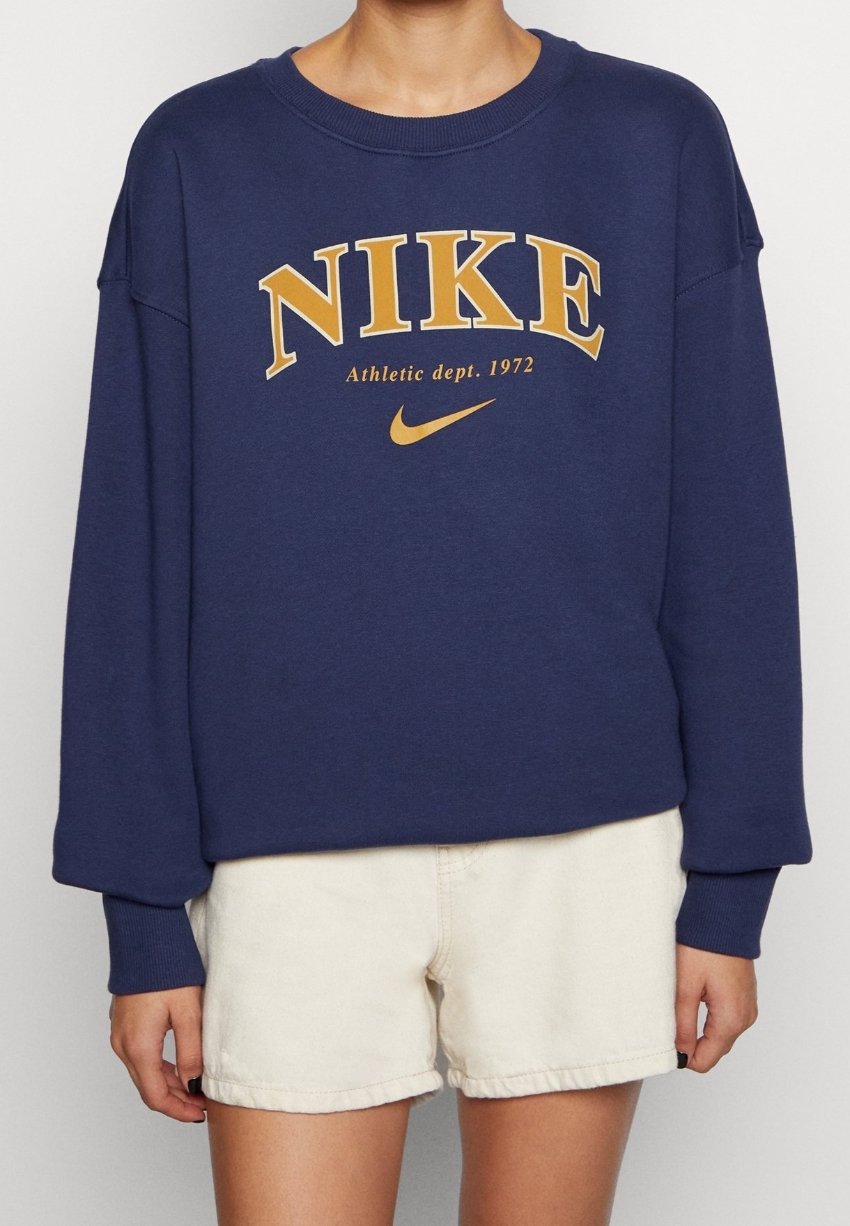 vintage blue nike sweatshirt