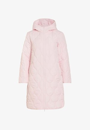 Veste matelassée rose clair avec capuche, dotée d'une fermeture éclair frontale et d'un design matelassé avec des motifs ovales, manches longues et longueur mi-cuisse.