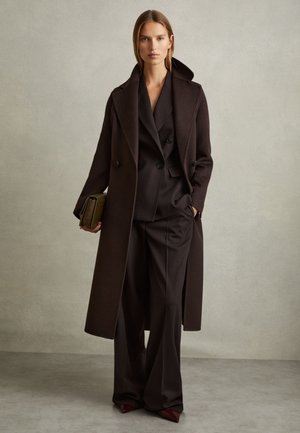 Reiss, Abrigo clásico - chocolate
