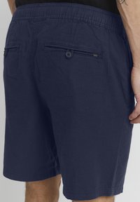 Casual Friday CFPHELIX LINEN MIX - Shorts - navy blazer