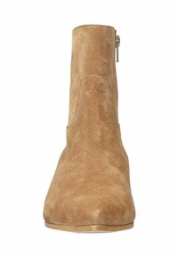 Botte de cheville en daim tan avec un bout arrondi, texture lisse et une fermeture éclair sur le côté. Design minimaliste sans logos visibles.
