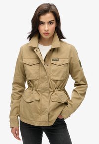 Lichte jas - classic tan brown