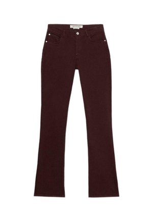 Jeans acampanados burdeos en mezcla de algodón, con diseño de cinco bolsillos, herrajes metálicos y cierre frontal de botón. Textura suave.