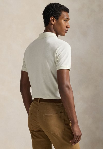 Polo Ralph Lauren THE ICONIC POLO SHIRT - Polosärk - off-white