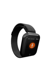 Schwarze Smartwatch mit einem quadratischen Ziffernblatt, einem Touchscreen, der ein Mikrofonsymbol anzeigt, und einem schwarzen Netzarmband.
