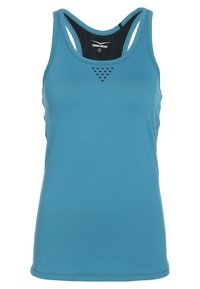 Niebieski sportowy top na ramiączkach wykonany z gładkiej, oddychającej tkaniny. Posiada trójkątny wzór z siateczki pod dekoltem oraz sportowy krój na plecach typu racerback.