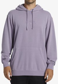 Felpa lavanda con tasca a marsupio, cappuccio con coulisse e logo ricamato sul petto. Realizzata in morbido tessuto misto cotone.