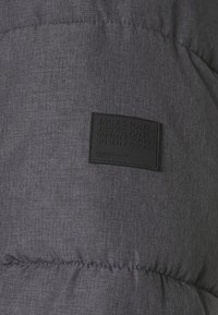 Jack & Jones MASON ciemnoszary melanż