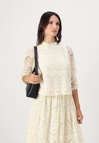 Lollys Laundry LILOULL BLOUSE - Camicetta - off-white