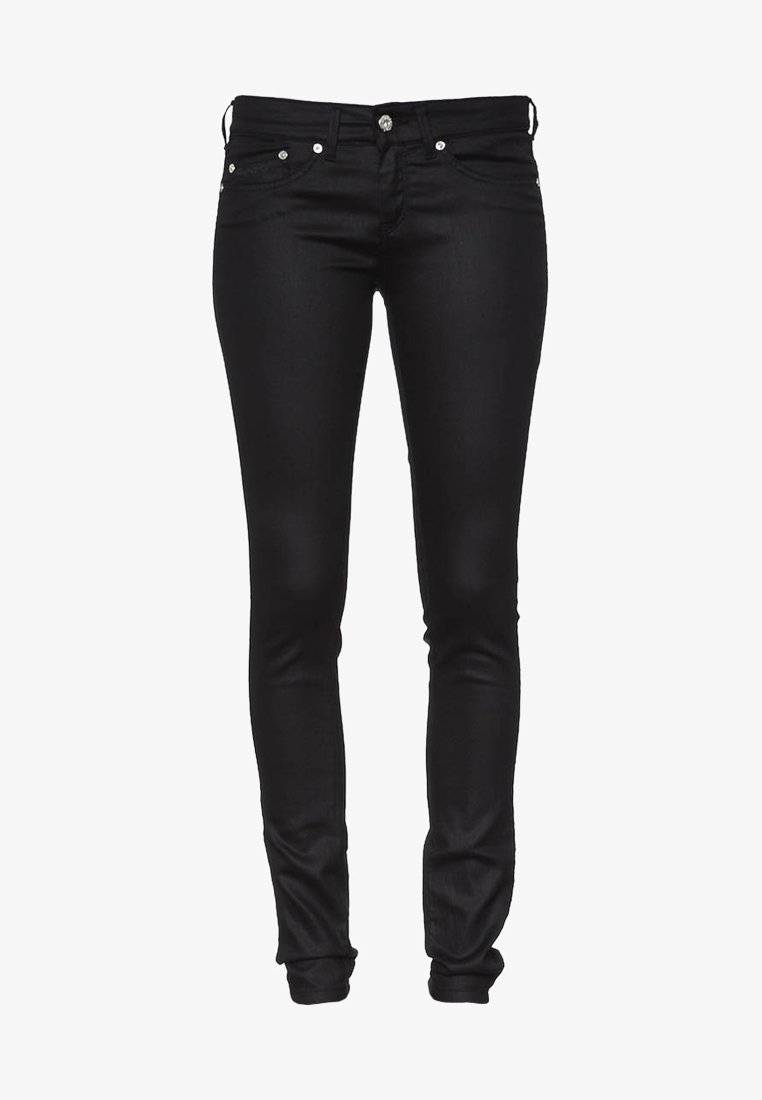 Pantalones vaqueros skinny negros hechos de denim. Cuenta con cinco bolsillos, cierre de botón y herrajes en tono plateado. Textura suave con una silueta ajustada.