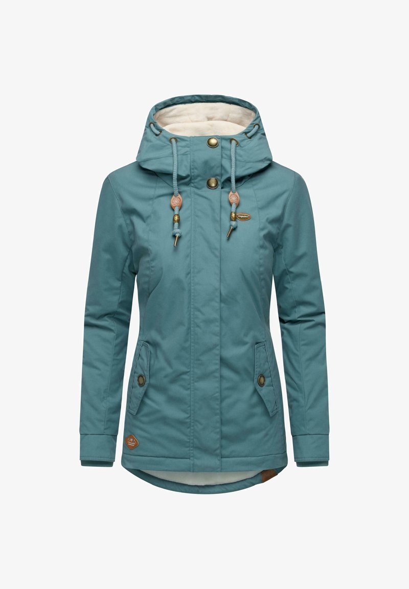 Jasnoniebieska wodoodporna kurtka z kapturem podbitym polarem, ozdobnymi sznureczkami, złotymi guzikami, dwiema bocznymi kieszeniami oraz nieco dłuższym tyłem.