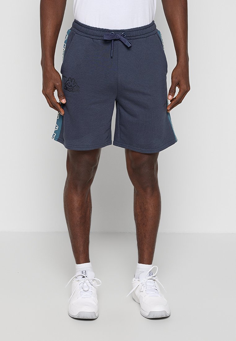 REGULAR FIT