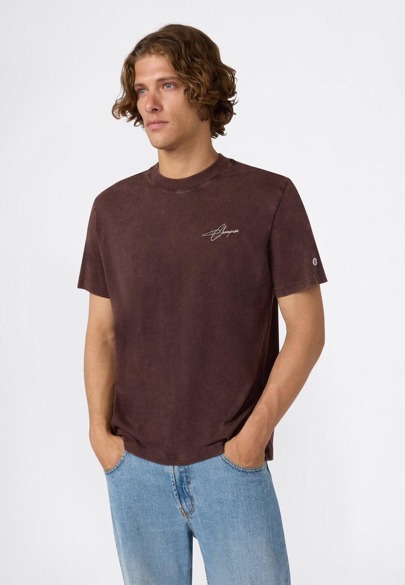 Champion CREWNECK ICONS WASH T-shirt con stampa dark brown
