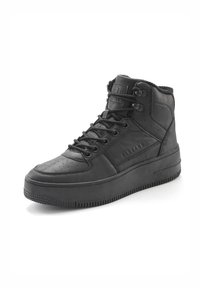 Schwarze Hochtop-Sneaker aus strukturiertem Leder, mit gepolstertem Schaft, Schnürverschluss und einer dicken Gummisohle mit geriffeltem Muster.