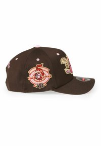 Mitchell & Ness STRETCH  SUGAR CHARLOTTE HORNETS - Cap - brown