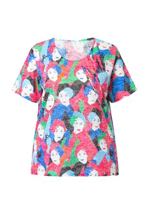 Kortærmet T-shirt med rund hals udstyret med et farverigt tryk af ansigtar i pink, blå, grøn og sort på en lys baggrund. Blød stoftekstur.