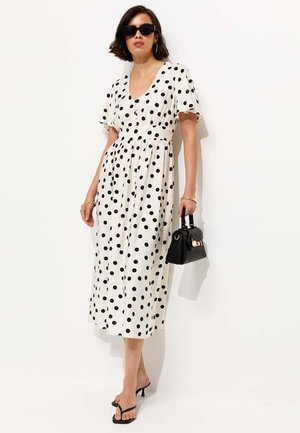 New Look SPOT PRINT FLUTTER SLEEVE MIDI DRESS - Jurk - off white