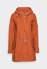 Pomarańczowa wodoodporna kurtka z kapturem na ściągacz, przednimi kieszeniami i regulowanym pasem. Posiada zatrzaski i kontrastowe akcenty metalowe.