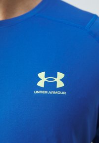 Under Armour HG GRAPHIC  - Camiseta deportiva - tech blue/morph green