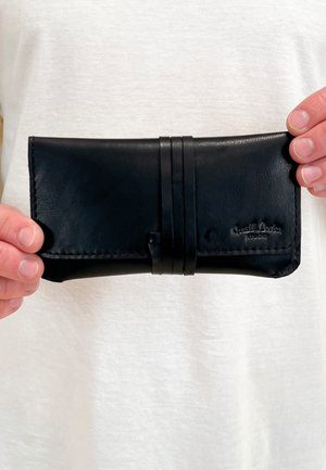 JESSE - Wallet - black