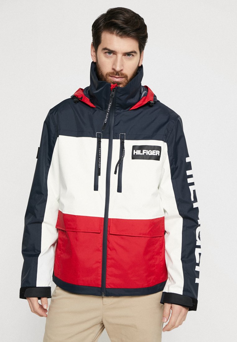 tommy hilfiger tech hooded jacket