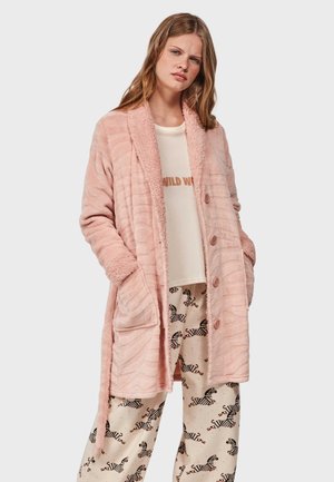 Light pink quilted robe with fluffy collar and cuffs, featuring button closures and pockets, paired with cream pajama pants with zebra print.
