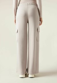 Calzedonia Pantalones cargo - Nude