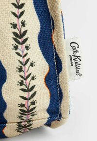 Cath Kidston LARGE BOOK REGULAR FIT - Rankinė - black white