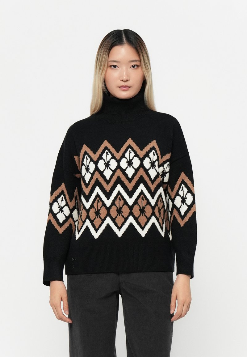 Maglione nero a collo alto con un motivo geometrico nei colori marrone, bianco e beige. Presenta maniche ampie e una vestibilità rilassata. Texture morbida in maglia.