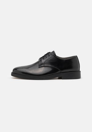 TYGER DERBY - Zapatos de vestir - black